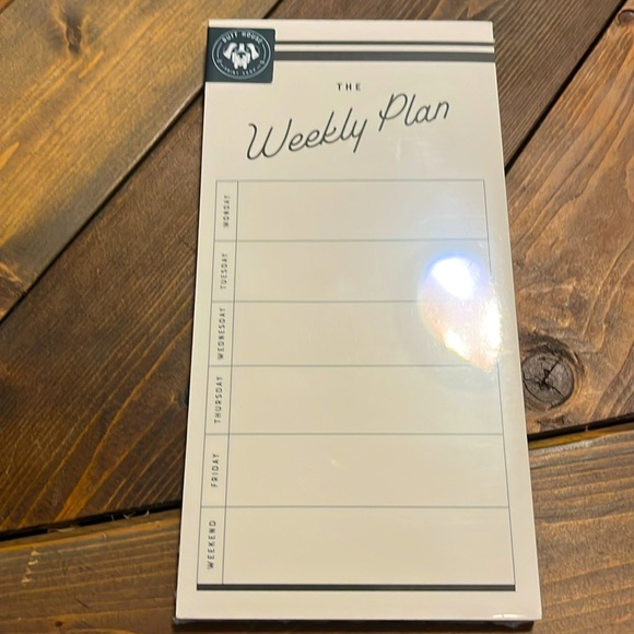 Weekly planner and note pads set of three NWT - Picture 5 of 6
